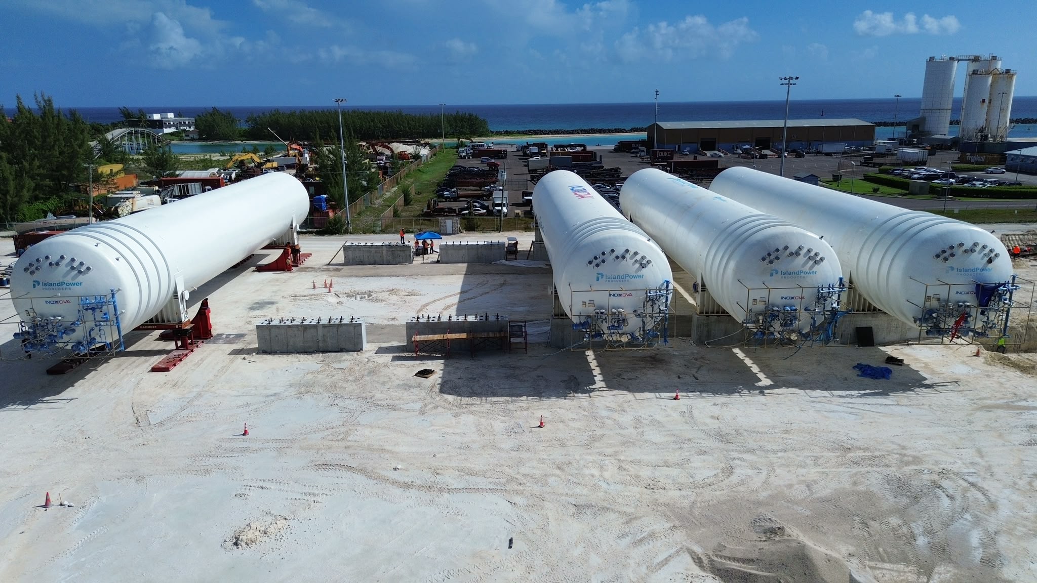 LNG Tank At Arawak Cay2